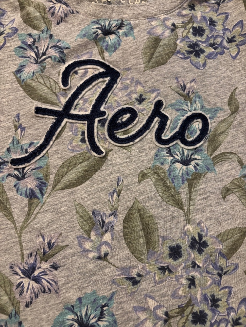 Aeropostale floral top